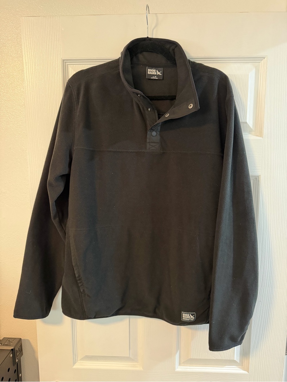 Eddie Bauer Black Lightweight Fleece Snap Pullover